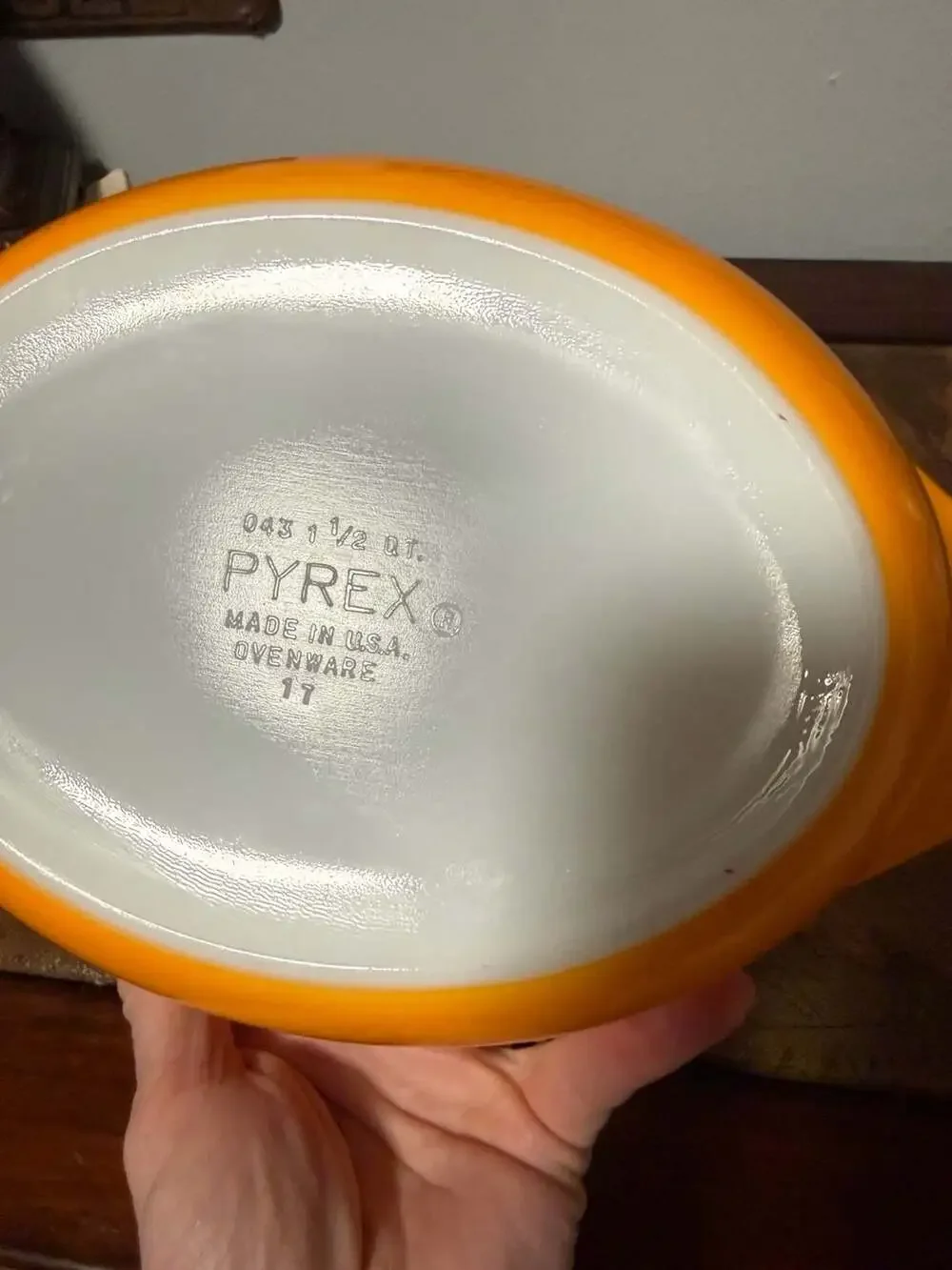 Pyrex vintage 043